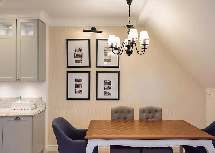 Lovely Apartment In The Heart Of Warsaw